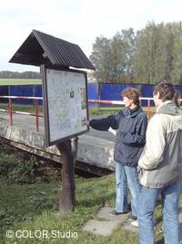Informační tabule, turistický a orientační rozcestník