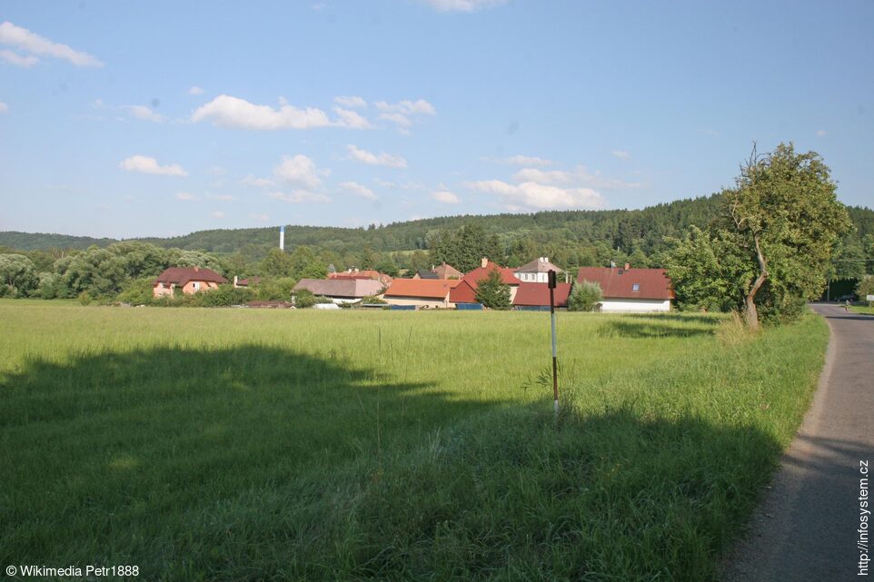 Horní Bezděkov od Seče