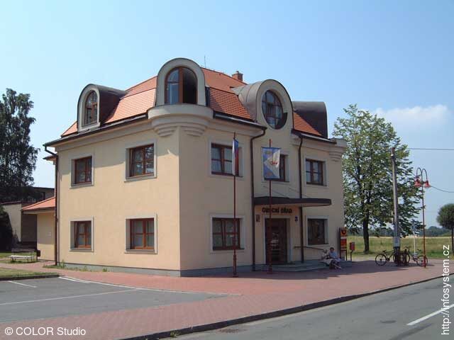 Obecní úřad Řepiště, pošta, knihovna