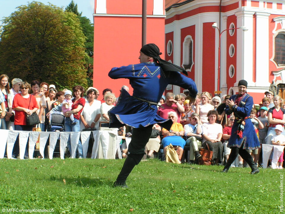 Mezinárodní folklorní festival Červený Kostelec