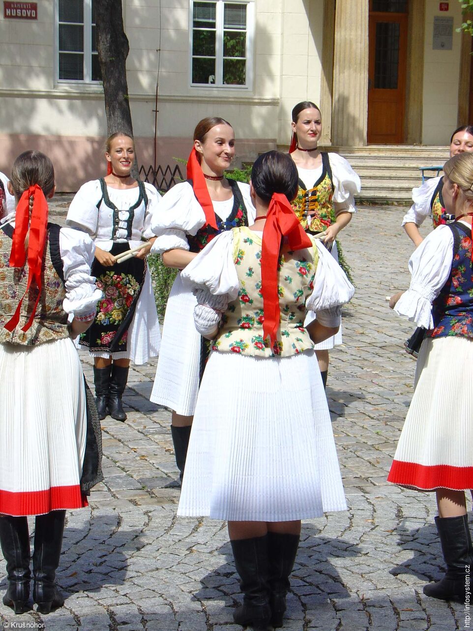 Krušnohor, český národní soubor