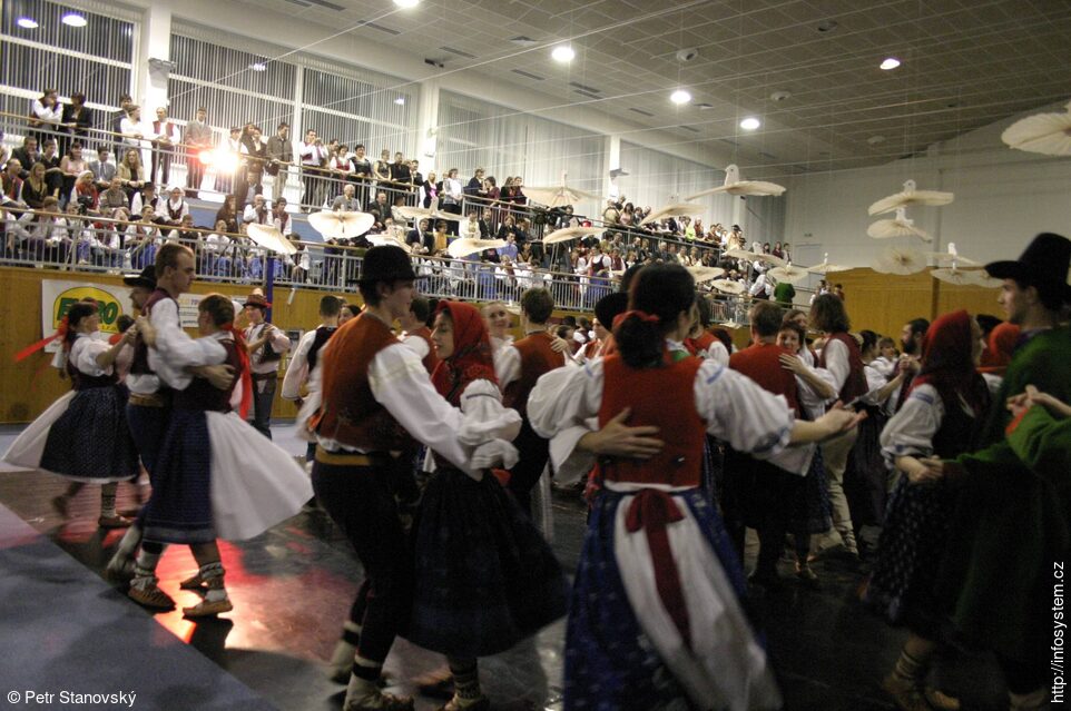Rusava, valašský soubor písní a tanců
