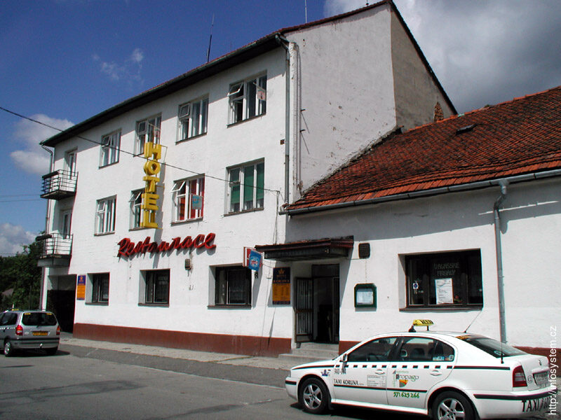 Hotel Koruna, Rožnov pod Radhoštěm